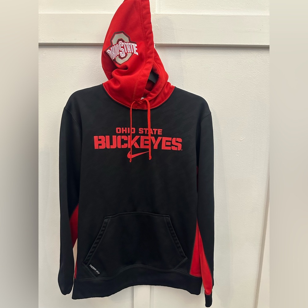 New w/o tag - men’s Nike Black and Red Ohio State Hoodie-small